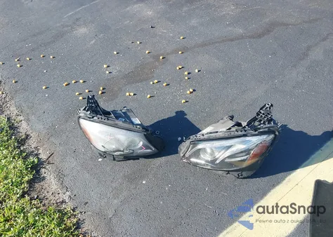 2017 Mercedes-Benz E 300 из США, поврежденный, VIN WDDZF4JB4HA258952